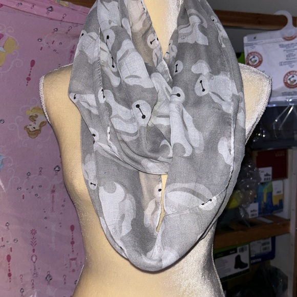 Baymax Infinity Scarf - Picture 2 of 2